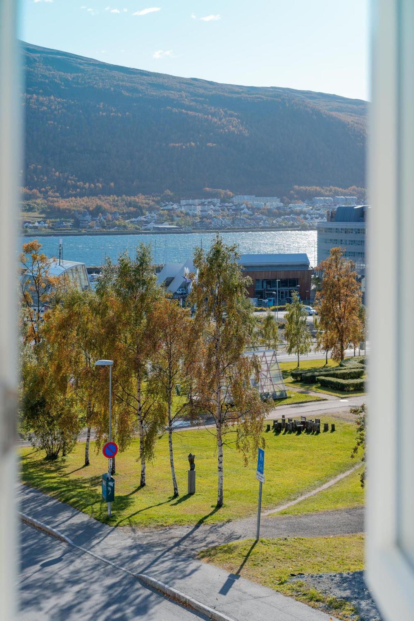 Enter Ultimate Luxury - Jacuzzi & Sauna Appartamento Tromsø